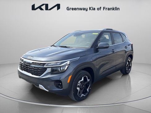 New 2026 Kia Seltos EX FWD image 3