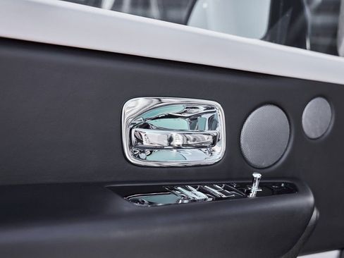 Used 2023 Rolls-Royce Cullinan AWD/4WD image 36