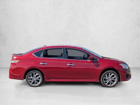 Used 2014 Nissan Sentra SR w/ SR Driver Package FWD image 4