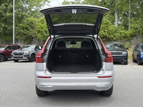 Used 2023 Volvo XC60 T8 Plus AWD/4WD image 9
