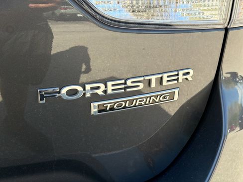 Used 2023 Subaru Forester Touring image 10