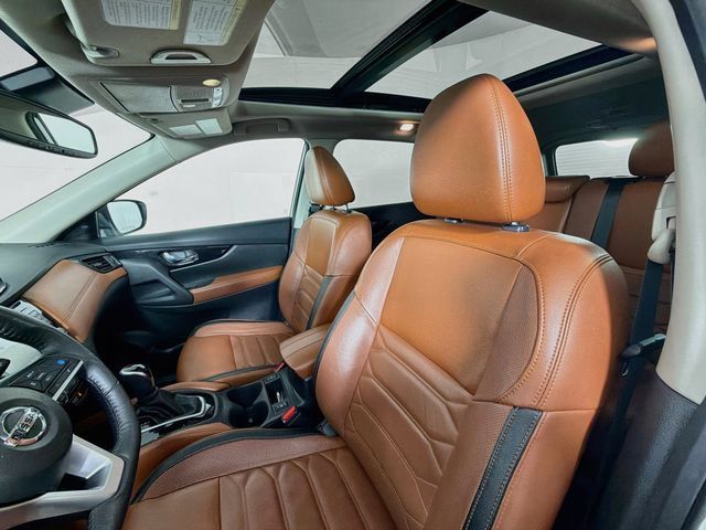 Certified 2019 Nissan Rogue SL w/ Premium Package AWD/4WD image 28
