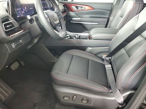 New 2026 Chevrolet Traverse Z71 image 11