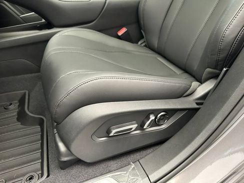 Used 2023 Acura RDX AWD image 15