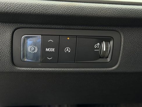 New 2026 Chevrolet Traverse LT w/ Midnight/Sport Edition FWD image 16