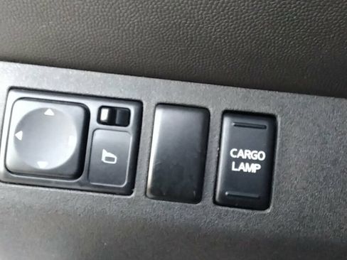 Used 2017 Nissan Frontier SV image 20