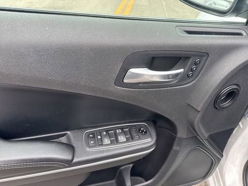 Used 2021 Dodge Charger SXT w/ Leather Interior Group RWD image 27