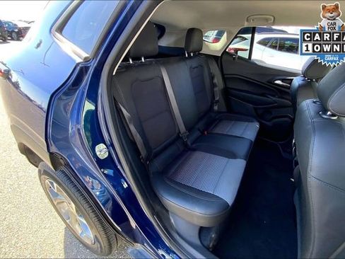 Used 2024 Chevrolet Trax LT FWD image 26