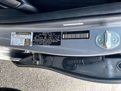 Used 2024 Kia Forte LXS FWD image 31