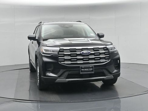 New 2026 Ford Explorer Active RWD image 54