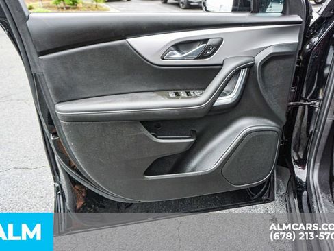 Used 2025 Chevrolet Blazer LT FWD image 47