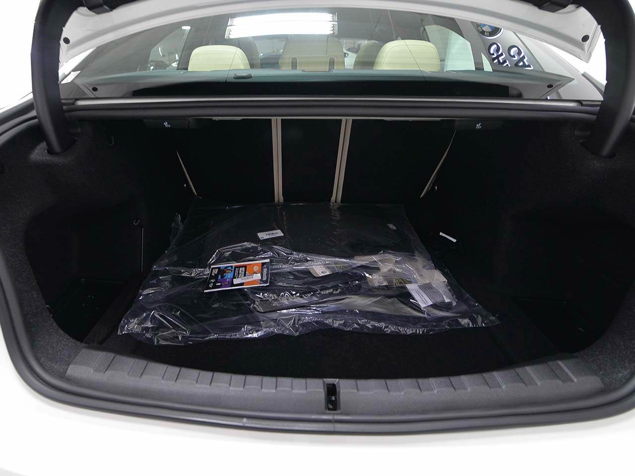 Used 2026 BMW 330i Sedan RWD image 12