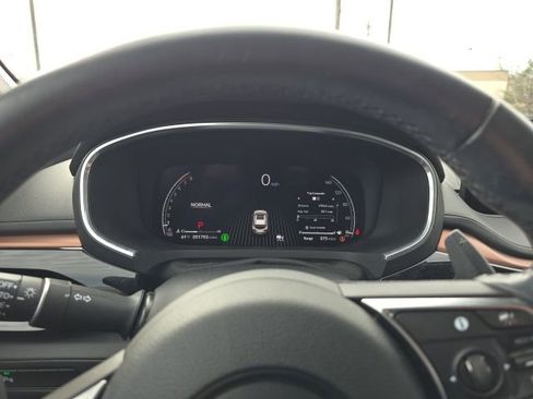 Used 2022 Acura MDX SH-AWD w/ Technology Package image 14