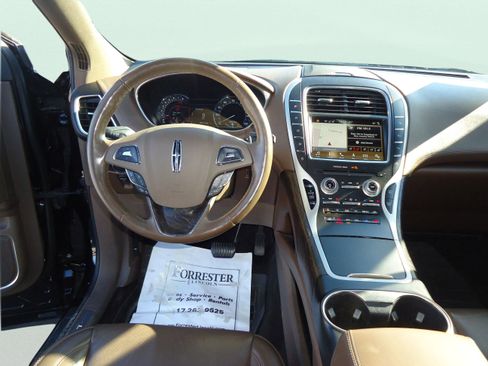 Used 2018 Lincoln MKX Reserve w/ Driver Assistance Package image 11