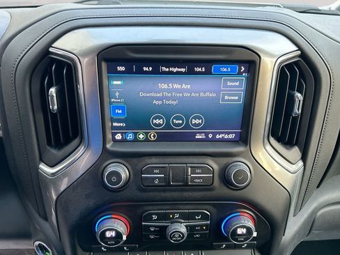 Used 2023 Chevrolet Silverado 2500 LT w/ Convenience Package AWD/4WD image 17