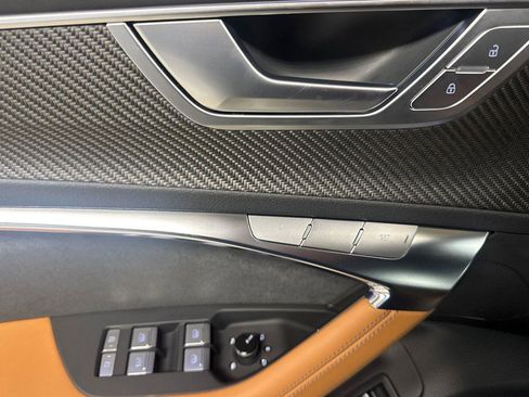 Certified 2024 Audi RS 7 Performance image 11