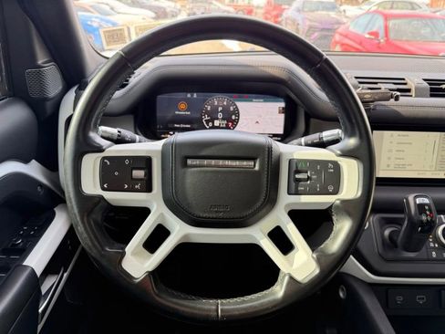 Used 2021 Land Rover Defender 110 X-Dynamic HSE image 21