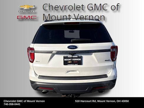 Used 2018 Ford Explorer XLT w/ Equipment Group 202A image 4