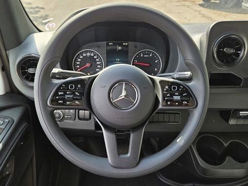 New 2024 Mercedes-Benz Sprinter 3500 image 12