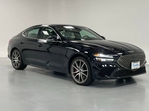New 2025 Genesis G70 2.5T image 5