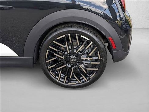 New 2026 MINI Cooper 2-Door Hardtop FWD image 10