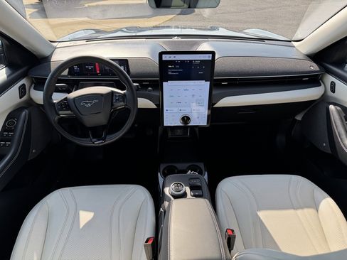 Certified 2024 Ford Mustang Mach-E Premium image 27