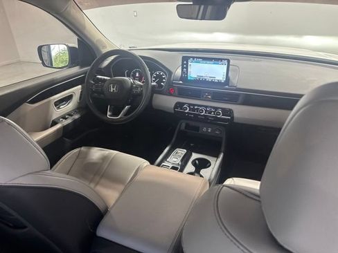 Used 2025 Honda Pilot Touring image 22