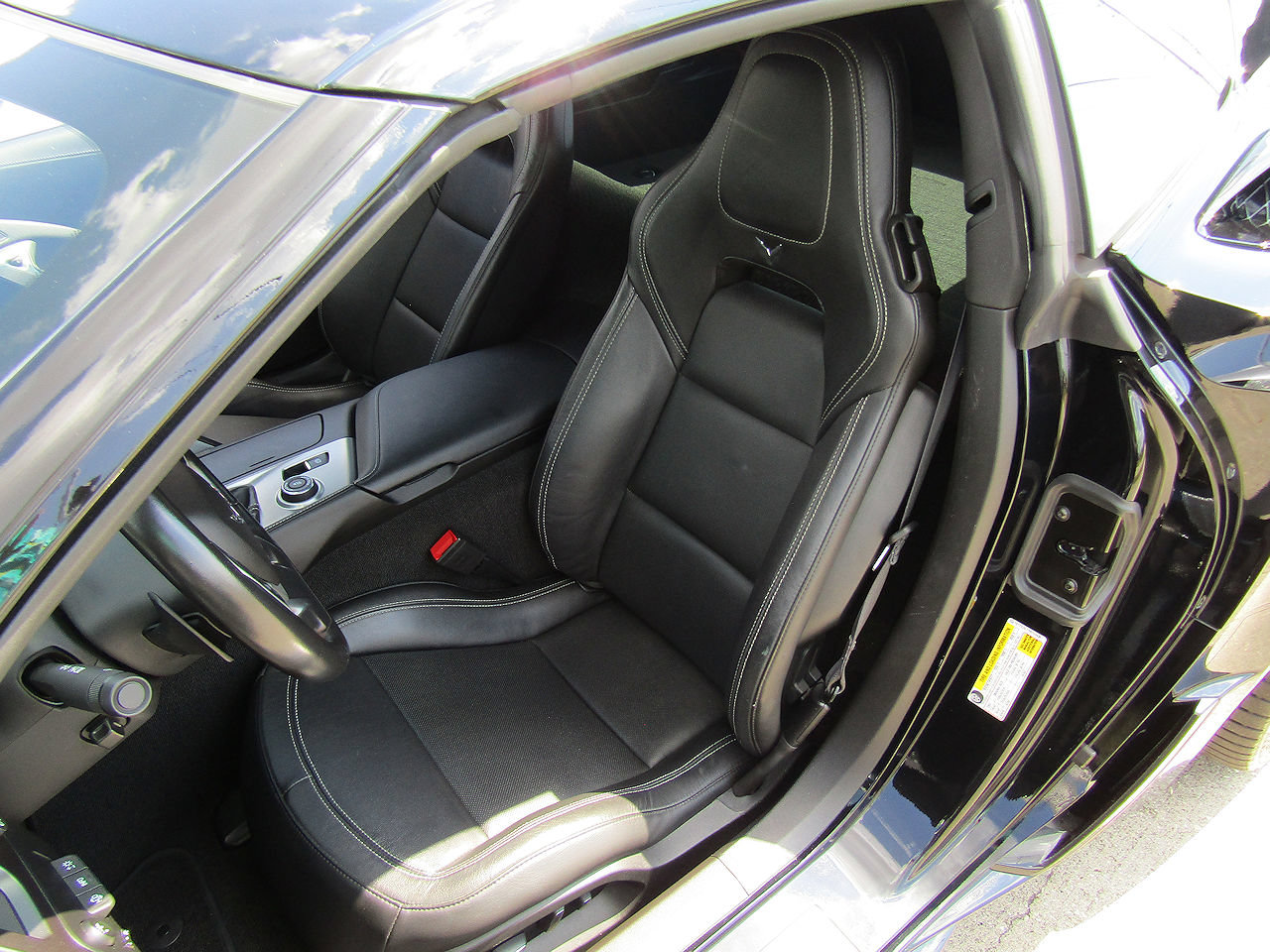 Used 2017 Chevrolet Corvette Grand Sport RWD image 9