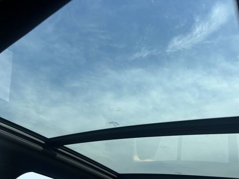 Used 2022 RAM 1500 Limited w/ Body Color Bumper Group image 20