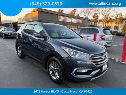 Used 2017 Hyundai Santa Fe Sport image 3