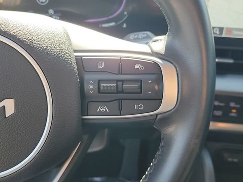 Used 2023 Kia Sportage EX FWD image 21