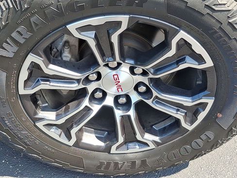 Used 2023 GMC Canyon AT4 w/ AT4 Premium Package AWD/4WD image 52