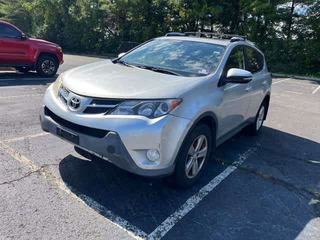 Used 2013 Toyota RAV4 XLE AWD/4WD image 1