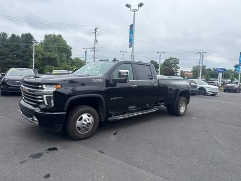 Used 2021 Chevrolet Silverado 3500 High Country w/ Snow Plow Prep/Camper Package AWD/4WD image 3