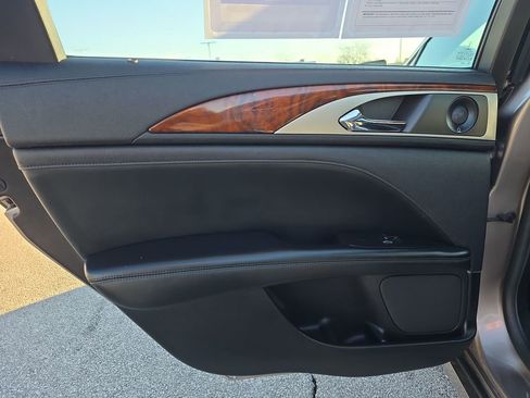 Used 2020 Lincoln MKZ Reserve image 27