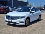 Used 2020 Volkswagen Jetta SEL image 2
