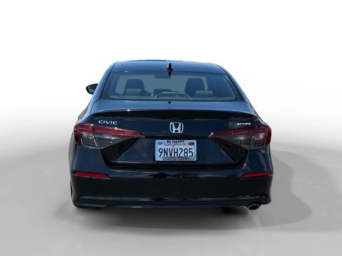 Certified 2025 Honda Civic Sport image 4