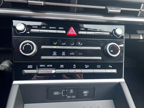 New 2026 Hyundai Santa Fe SE AWD/4WD image 18