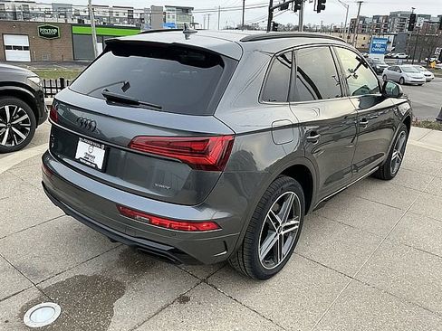Used 2023 Audi Q5 e Premium Plus image 6