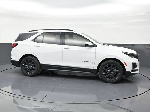 Used 2024 Chevrolet Equinox RS w/ RS Leather Package FWD image 6