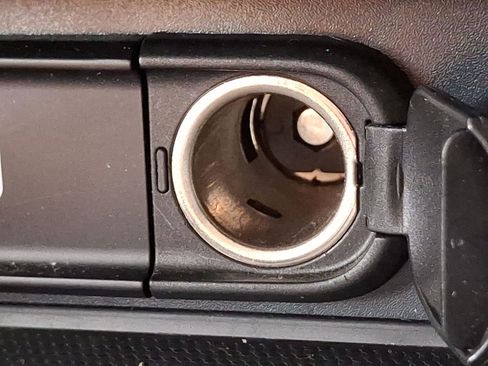 Used 2022 Kia Soul LX image 23