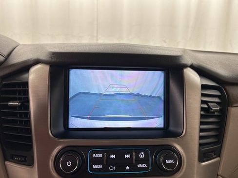 Used 2020 GMC Yukon Denali w/ Denali Premium Package image 18
