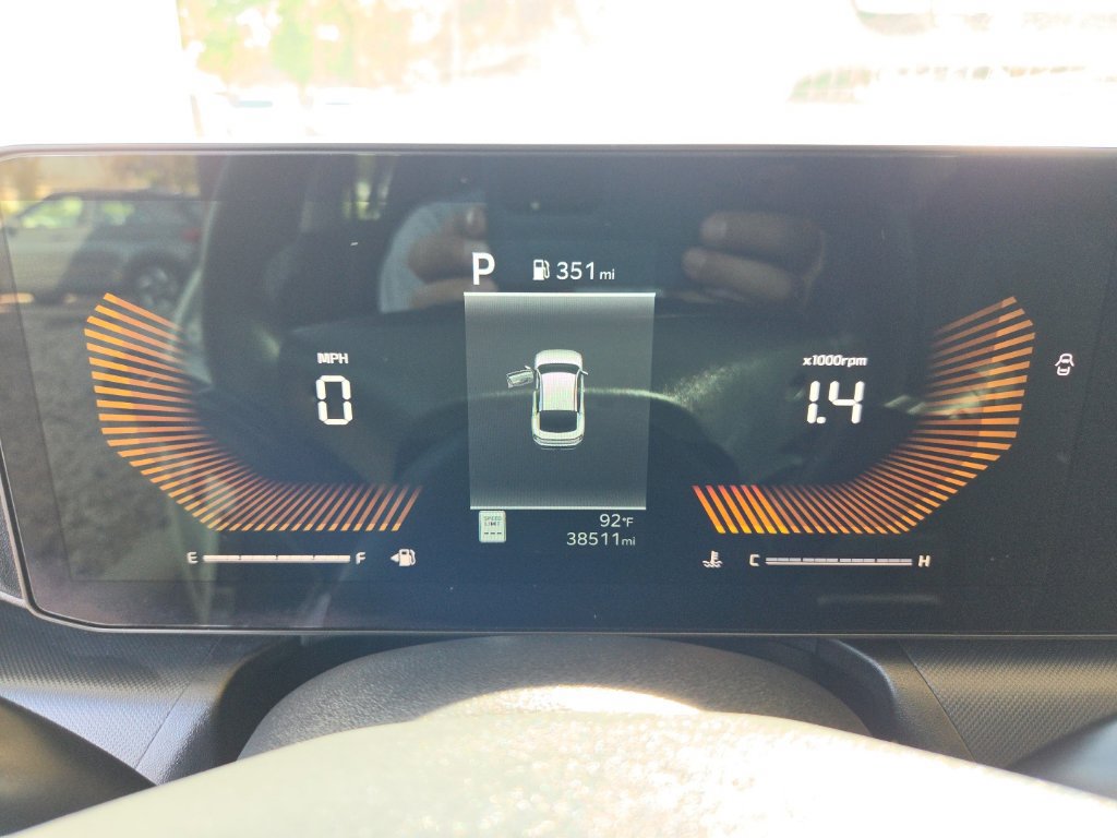 Used 2025 Kia K4 FWD image 2