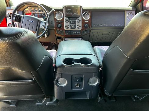 Used 2014 Ford F250 Lariat w/ Chrome Package AWD/4WD image 15