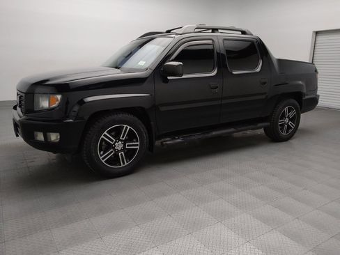 Used 2014 Honda Ridgeline Sport image 2