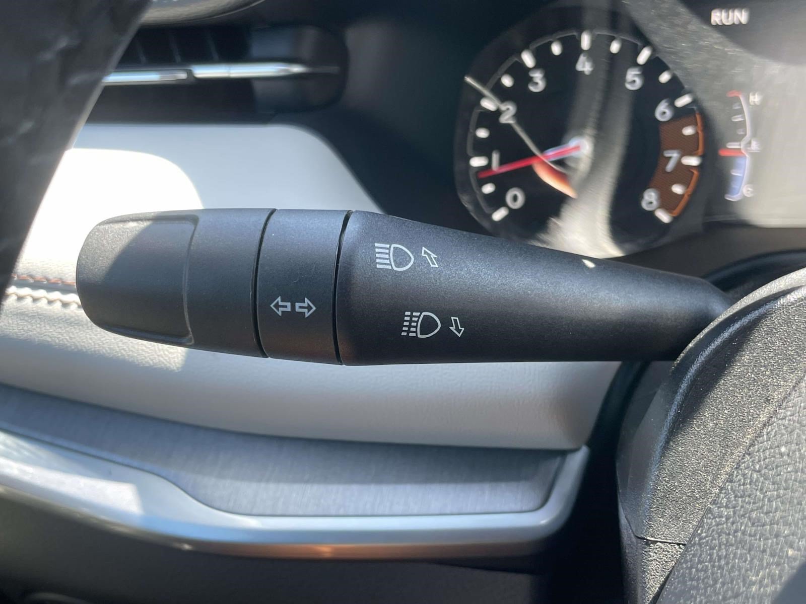 Used 2025 Jeep Compass Limited AWD/4WD image 23