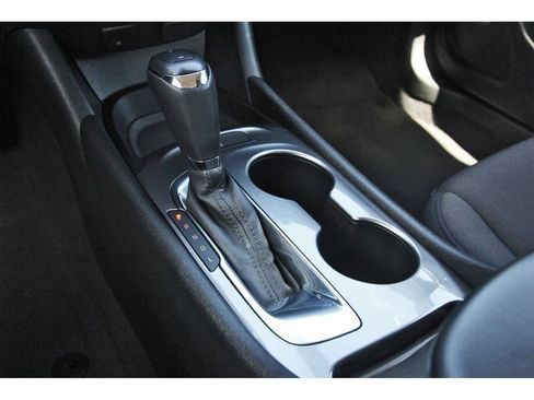 Used 2018 Chevrolet Malibu LS image 31