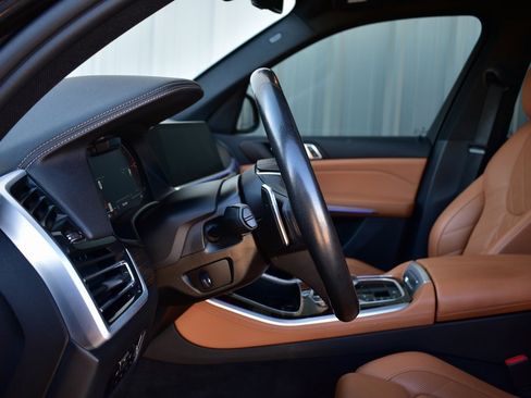 Used 2023 BMW X5 xDrive40i image 45