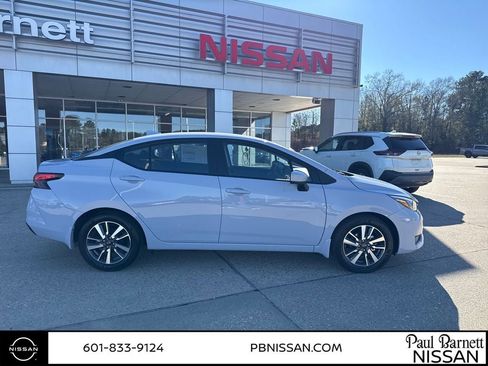 New 2025 Nissan Versa SV image 10