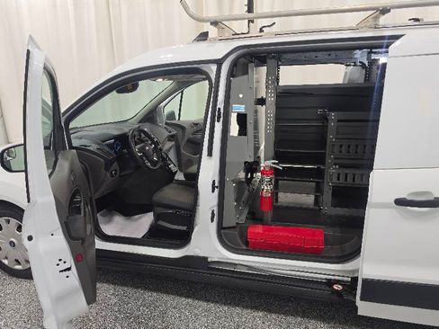 Used 2020 Ford Transit Connect XL FWD image 12